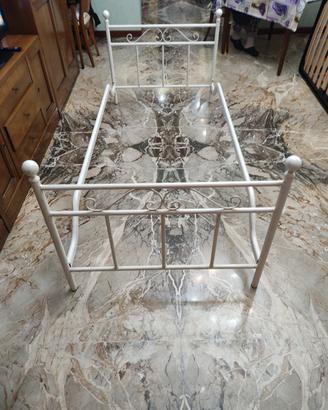 Letto singolo ferro battuto