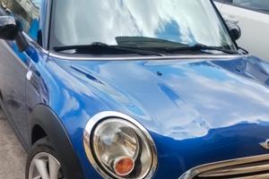 Mini Cooper €2.800