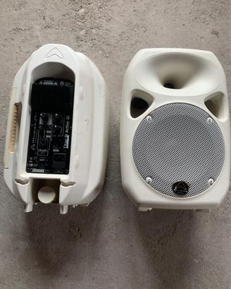 Mixer e casse musica