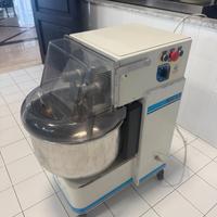 Impastatrice a braccia tuffanti professionale