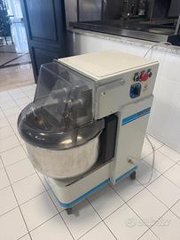 Impastatrice a braccia tuffanti professionale