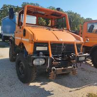 Mercedes Unimog