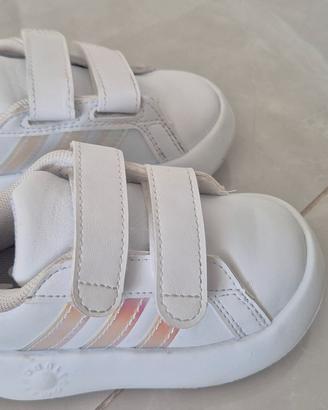Sneakers Adidas bimba misura 20