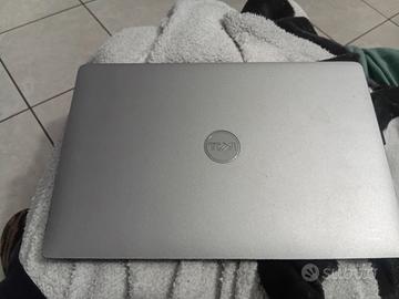 Pc portatile marca DELL