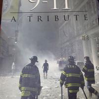9-11 A Tribute Copertina rigida – Illustrato,