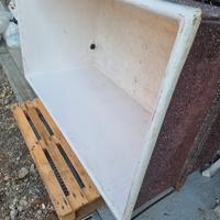 contenitori vetroresina