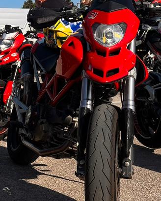 Ducati hypermotard 1100 LEGGI TUTTO