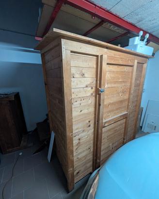 Casetta in legno porta attrezzi