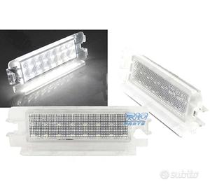 LUCI TARGA A LED RENAULT CLIO II 01-04 DACIA LOGAN