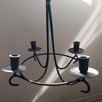 Candelabro in ferro battuto a sospensione