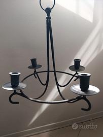 Candelabro in ferro battuto a sospensione