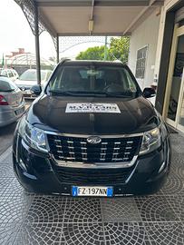 Mahindra XUV500 2.2 16V AWD W10