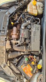 Motore e cambio Ford fiesta mk5 1.4 tdci 