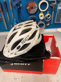 Casco bici scott