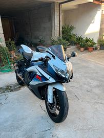 Suzuki gsx-r 750