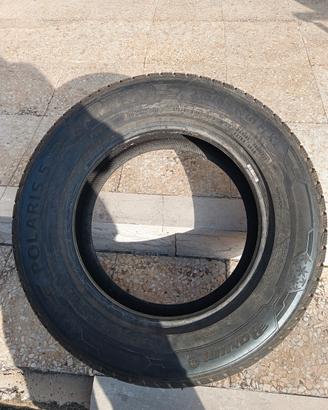 2 gomme invernali BARUM POLARIS 5 mis. 215/65 R16