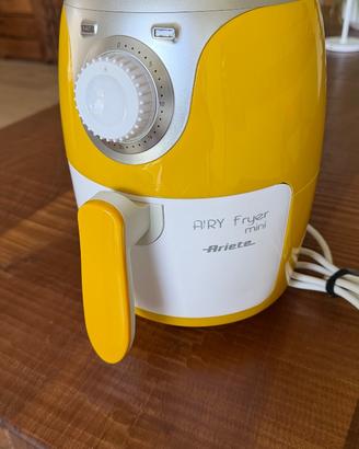 Friggitrice ad aria Ariete