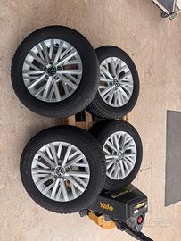 Cerchioni con gomme