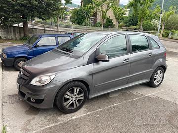 MERCEDES Classe B (T245)