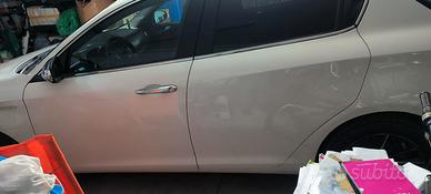 Giulietta 1.6 JTDM-2 EXCLUSIVE