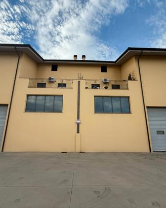 Immobile commerciale 400mq x piano