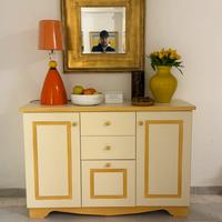 Mobili nuovi di produzione artigianale