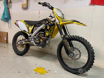 Suzuki RMZ 250 24 ore