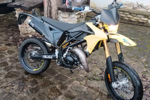 motard suzuki valenti 50  2023 