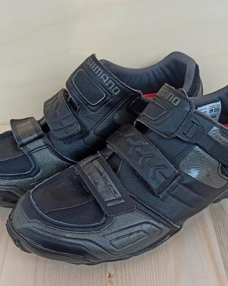 scarpe da ciclismo Shimano modello SH-M089L