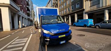 furgone iveco 
