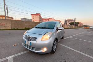 Toyota Yaris 1.3 5 porte GPL