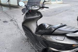 scooter Yamaha Majestic 180