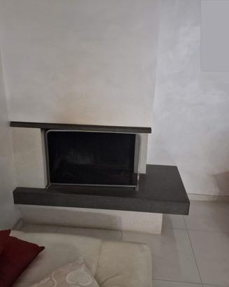 Caminetto in marmo