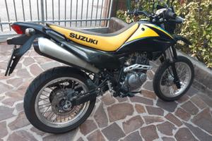 Suzuki DR 125 SM 2014
