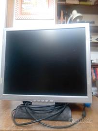 Monitor pec PC da tavolo