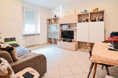 Bilocale con cantina a Prato Isarco