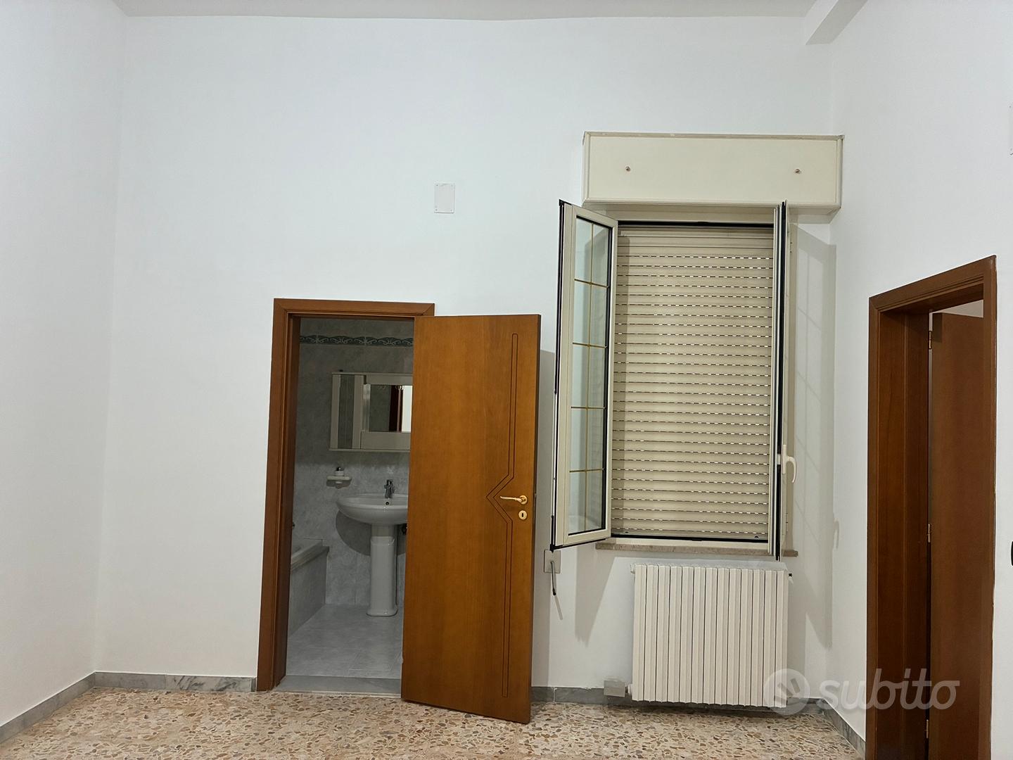 Ampio e luminoso appartamento di 140mq - Vista 5