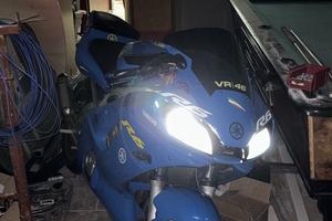 Yamaha R6