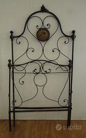 Letto singolo in ferro battuto