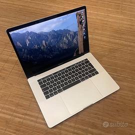 Apple Macbook Pro 15 2018 i7