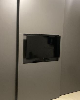 ARMADIO 3 ANTE SCORREVOLI E PORTA TV