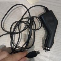 carica telefono per auto 