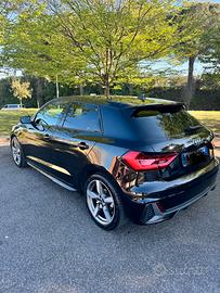 A1 sportback 3.0 tfsi s line s tronic