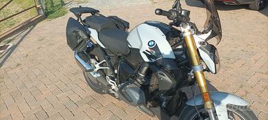 BMW R1250R