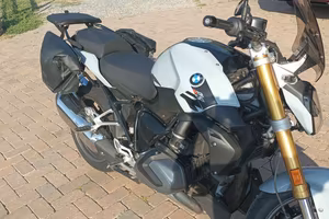 BMW R1250R