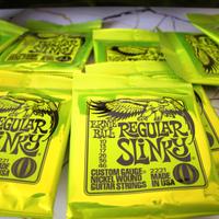 Corde da chitarra ERNIE BALL 2221 Regular Slinky