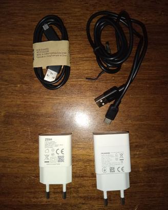 Set cavi USB + spinotti ricarica cellulare