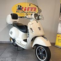 Vespa GTS 300 SUPER