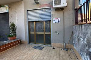 Locale Commerciale - Sant'Agata li Battiati