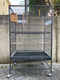 Gabbia (valiera) per uccelli e papagalli.